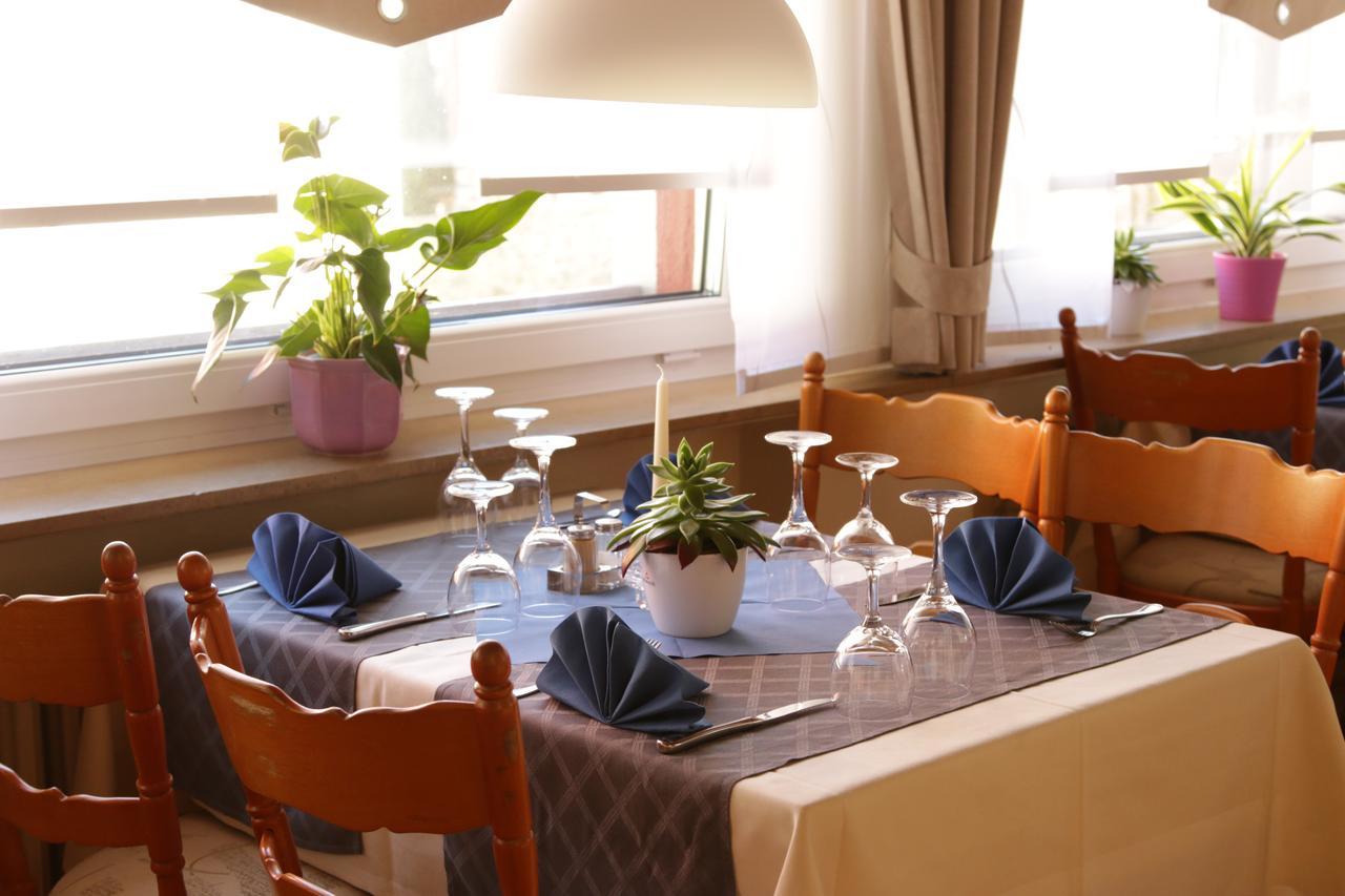 Hotel Ristorante Aetna Ulrichstein Zewnętrze zdjęcie